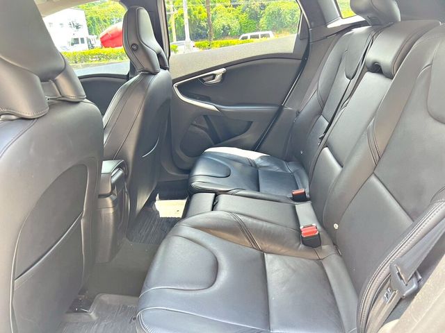 VOLVO富豪 V40  第7張相片