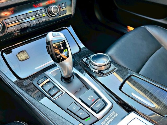 BMW寶馬 520I  第16張相片