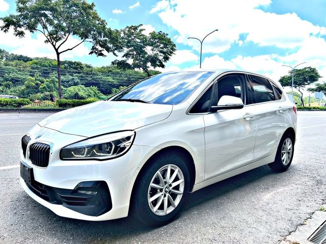 BMW寶馬 218I  第1張相片