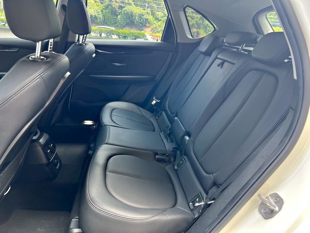 BMW寶馬 218I  第7張相片