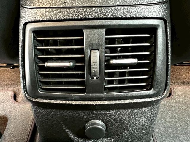 BMW寶馬 218I  第16張相片