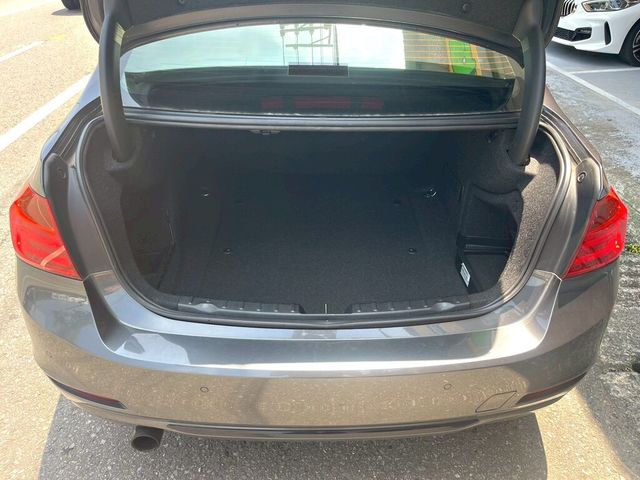 BMW寶馬 320I  第3張相片