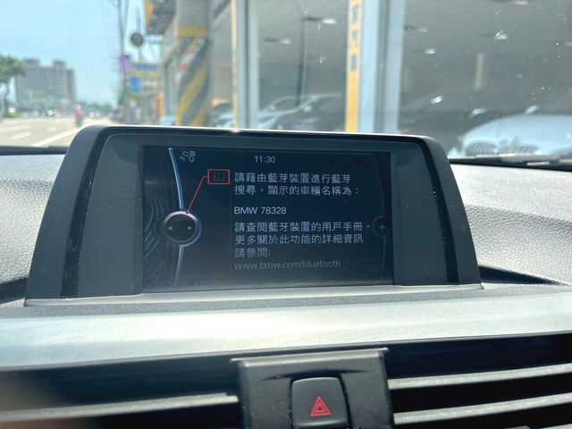 BMW寶馬 320I  第14張相片