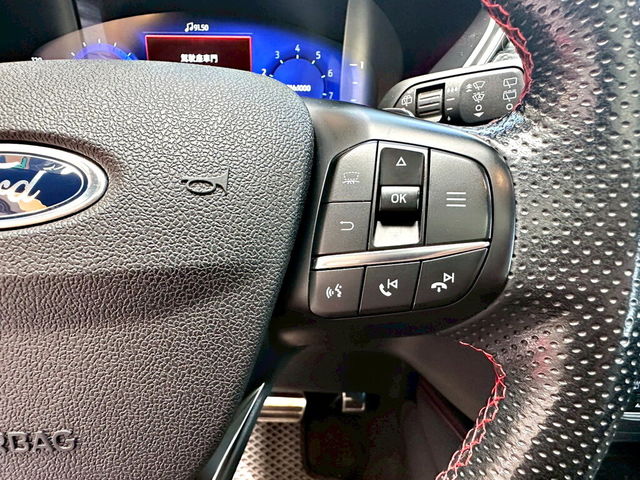 FORD福特 KUGA  第10張相片