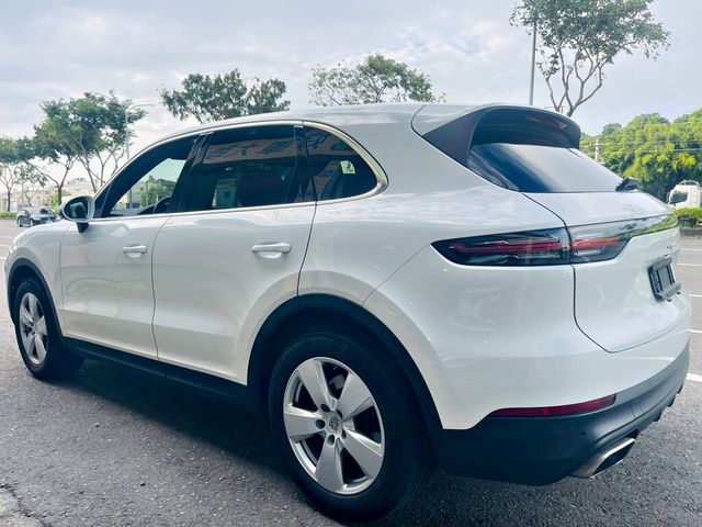 PORSCHE保時捷 CAYENNE  第2張相片