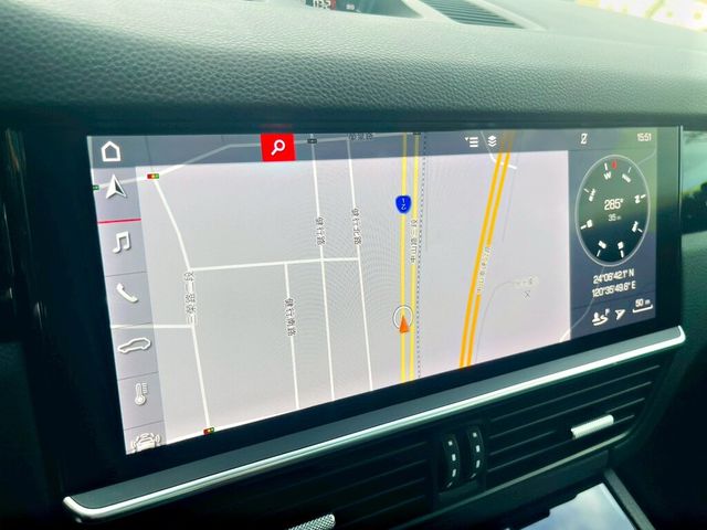 PORSCHE保時捷 CAYENNE  第15張相片