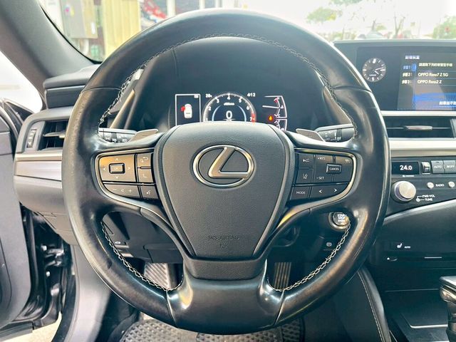 LEXUS凌志 ES200  第4張相片