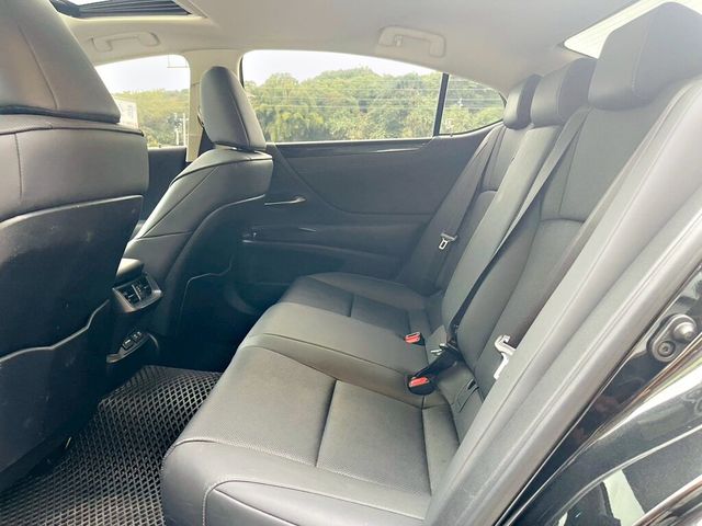 LEXUS凌志 ES200  第10張相片