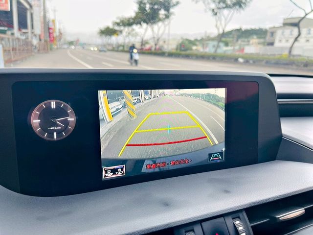 LEXUS凌志 ES200  第14張相片