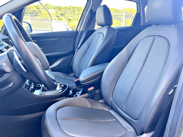 BMW寶馬 220I  第9張相片