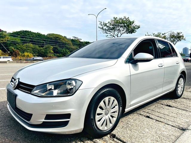 VOLKSWAGEN福斯 GOLF  第1張相片