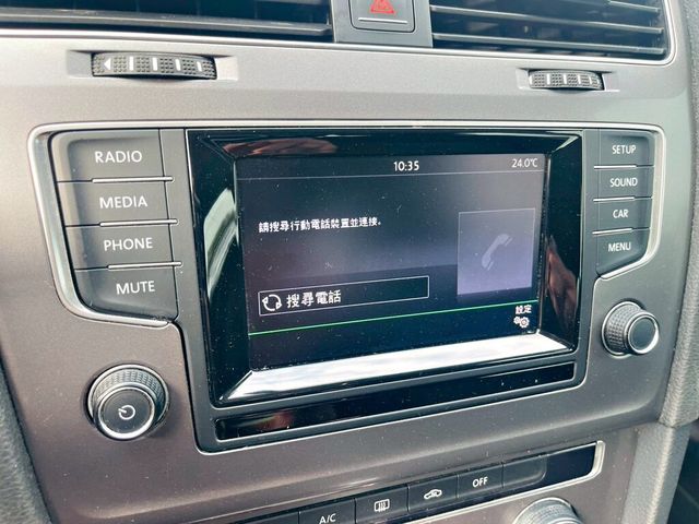 VOLKSWAGEN福斯 GOLF  第10張相片