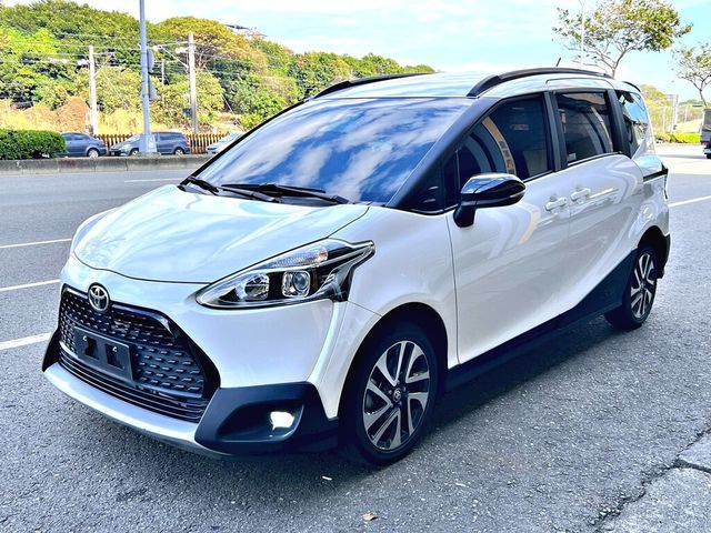 TOYOTA豐田 SIENTA  第1張相片