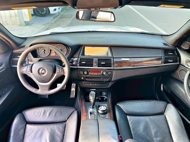 BMW寶馬 X5  第9張相片