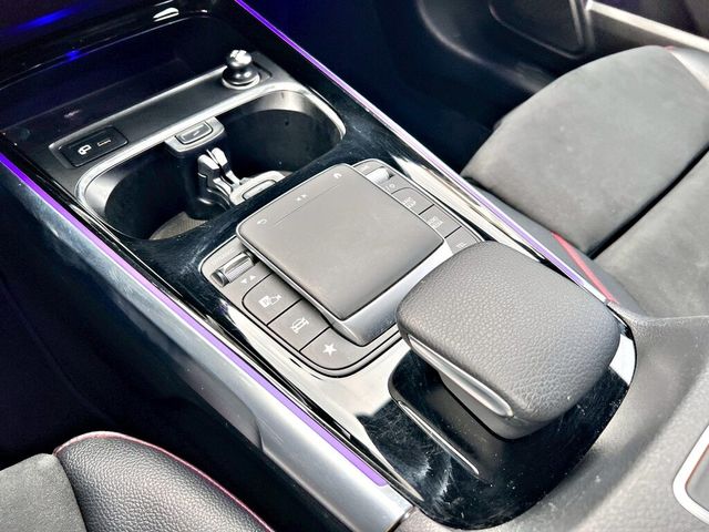 M-BENZ賓士 GLB200  第13張相片