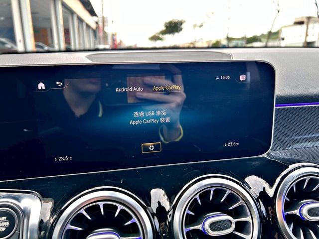 M-BENZ賓士 GLB200  第17張相片