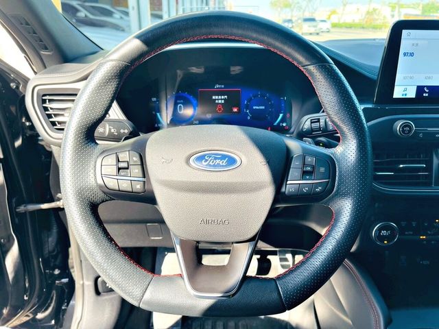 FORD福特 KUGA  第4張相片