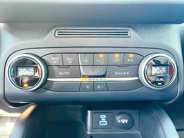 FORD福特 KUGA  第13張相片