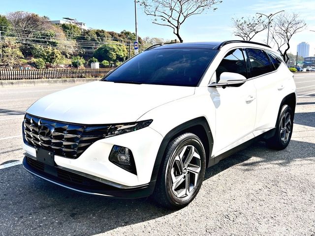 HYUNDAI現代 SANTA FE  第1張相片