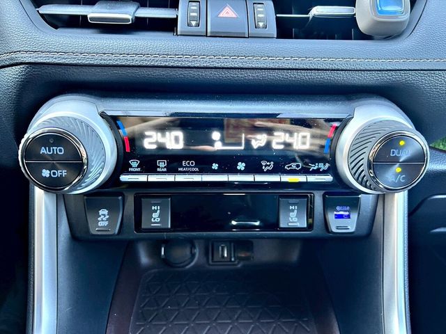 TOYOTA豐田 RAV4  第11張相片