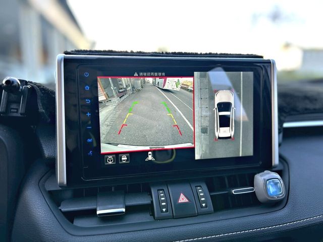 TOYOTA豐田 RAV4  第12張相片