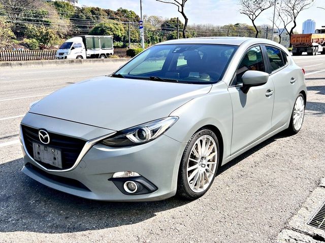 MAZDA馬自達 MAZDA 3  第1張相片