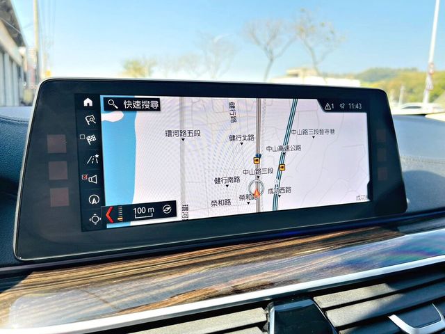 BMW寶馬 520D  第15張相片