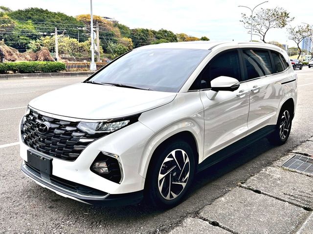 HYUNDAI現代 CUSTIN  第1張相片