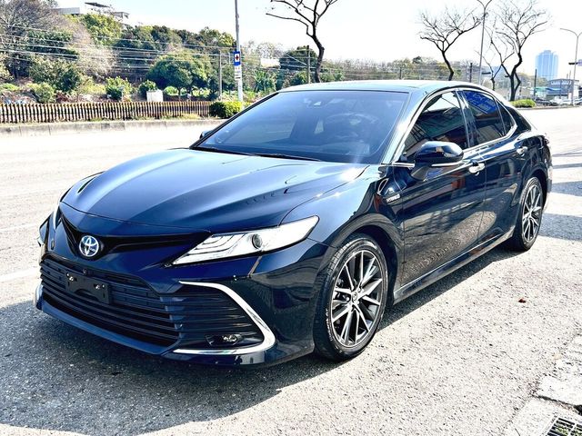 TOYOTA豐田 CAMRY HYBRID  第1張相片