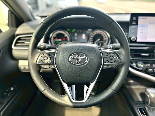 TOYOTA豐田 CAMRY HYBRID  第4張相片