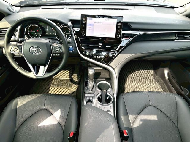 TOYOTA豐田 CAMRY HYBRID  第9張相片