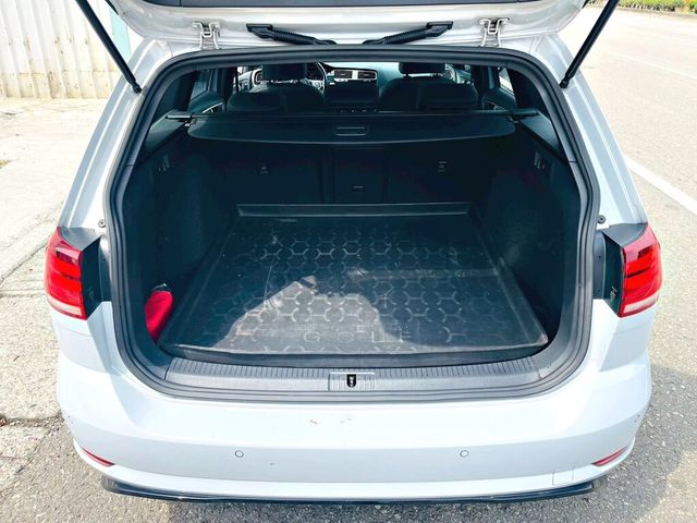VOLKSWAGEN福斯 GOLF VARIANT  第3張相片