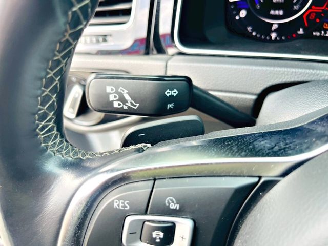 VOLKSWAGEN福斯 GOLF VARIANT  第7張相片