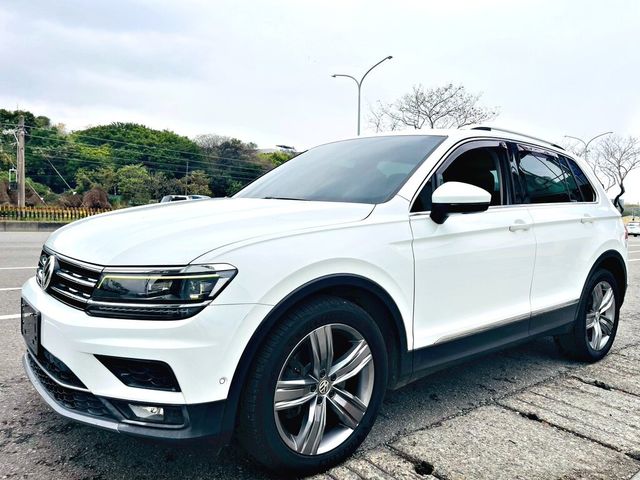 VOLKSWAGEN福斯 TIGUAN  第1張相片