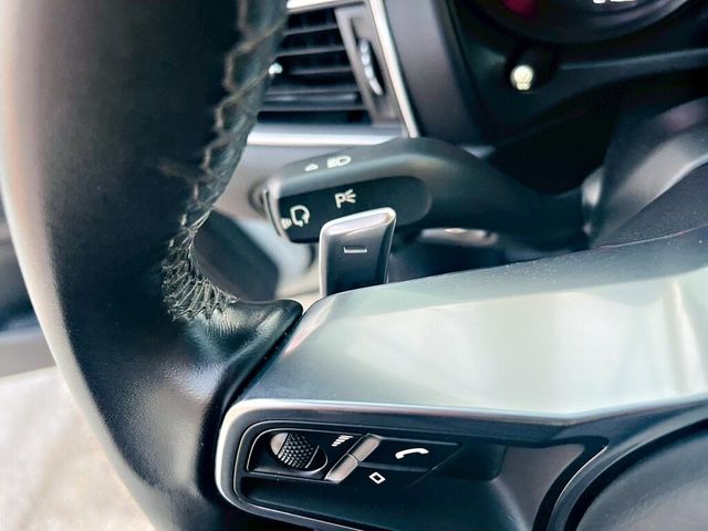 PORSCHE保時捷 MACAN TURBO  第7張相片