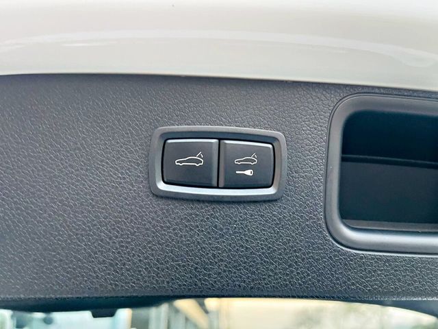 PORSCHE保時捷 MACAN TURBO  第16張相片