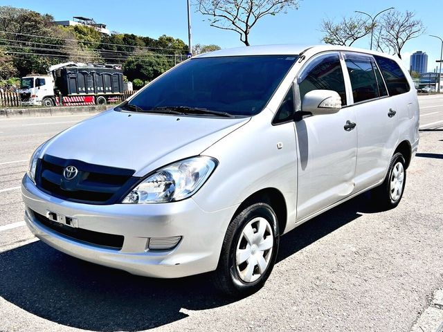 TOYOTA豐田 INNOVA  第1張相片
