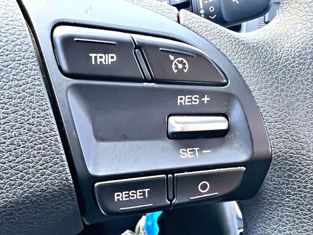 HYUNDAI現代 ELANTRA  第6張相片