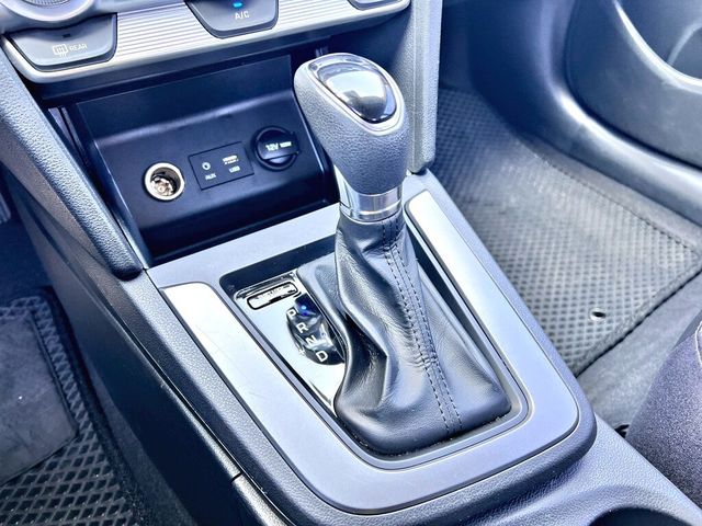 HYUNDAI現代 ELANTRA  第10張相片