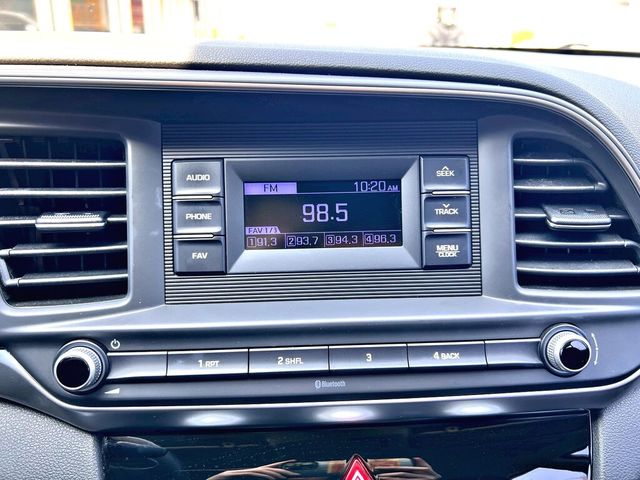 HYUNDAI現代 ELANTRA  第12張相片