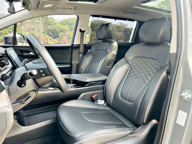 HYUNDAI現代 CUSTIN  第7張相片