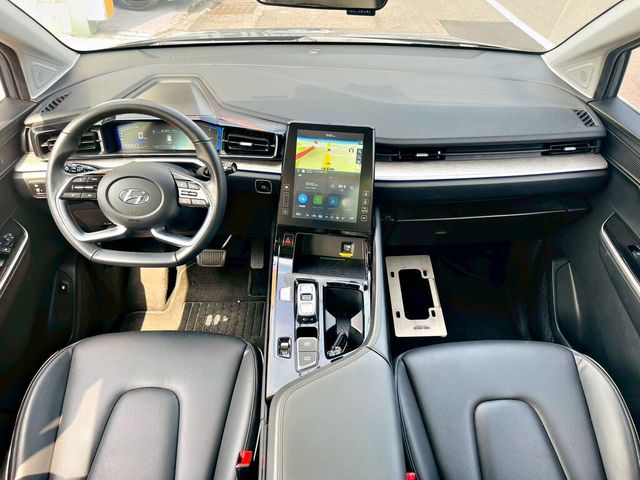 HYUNDAI現代 CUSTIN  第10張相片