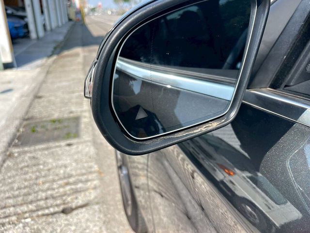 M-BENZ賓士 GLC300 AMG COUPE  第18張相片