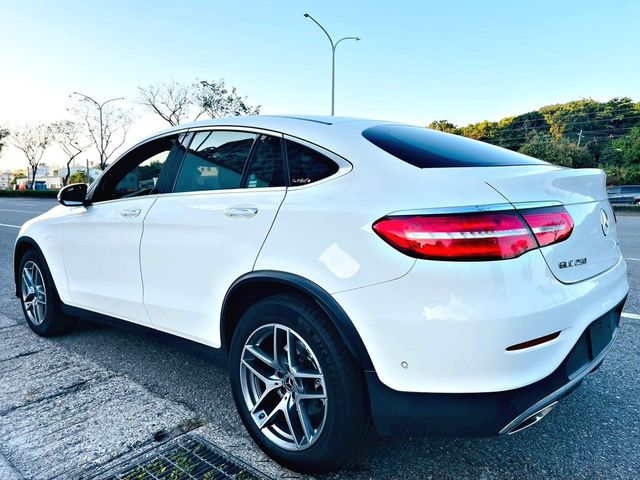 M-BENZ賓士 GLC250  第2張相片
