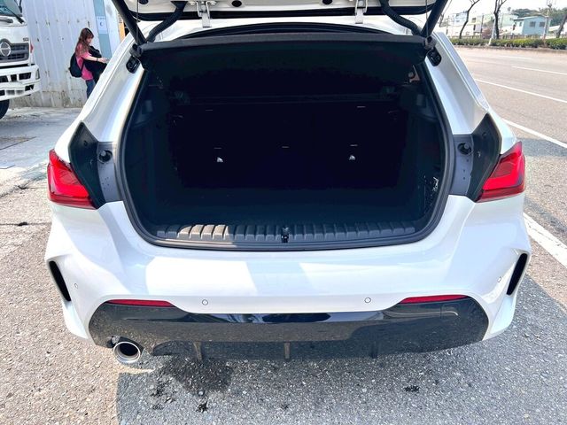 BMW寶馬 118I  第3張相片