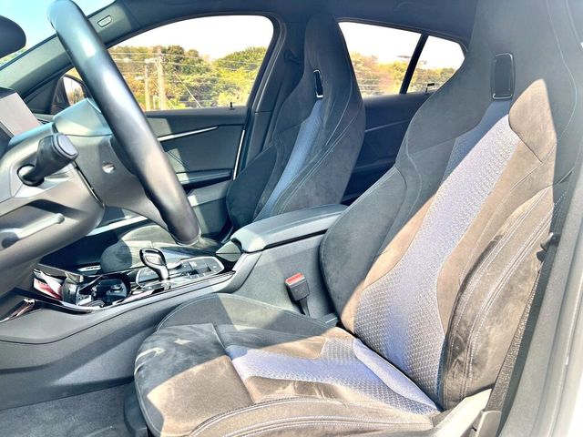 BMW寶馬 118I  第7張相片