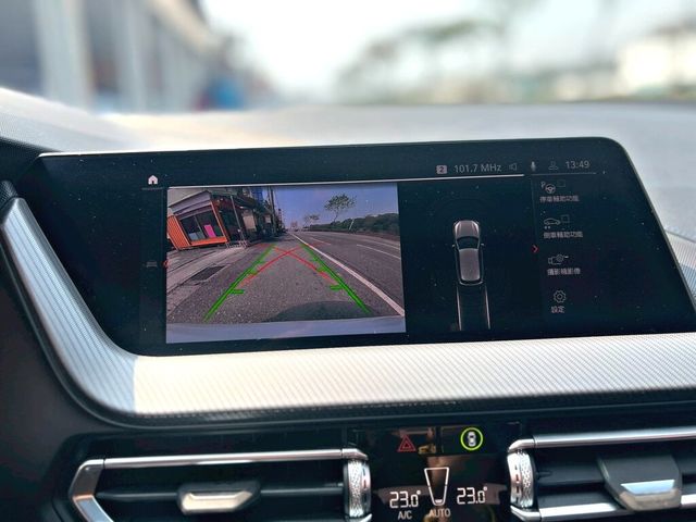 BMW寶馬 118I  第12張相片