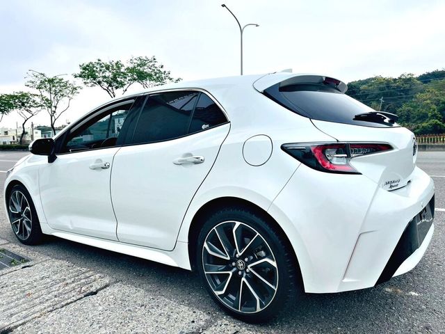 TOYOTA豐田 COROLLA SPORT  第2張相片
