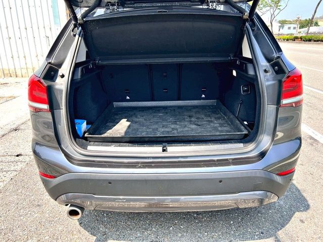 BMW寶馬 X1  第3張相片