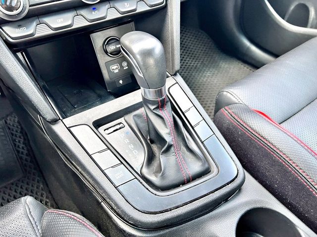 HYUNDAI現代 ELANTRA  第12張相片